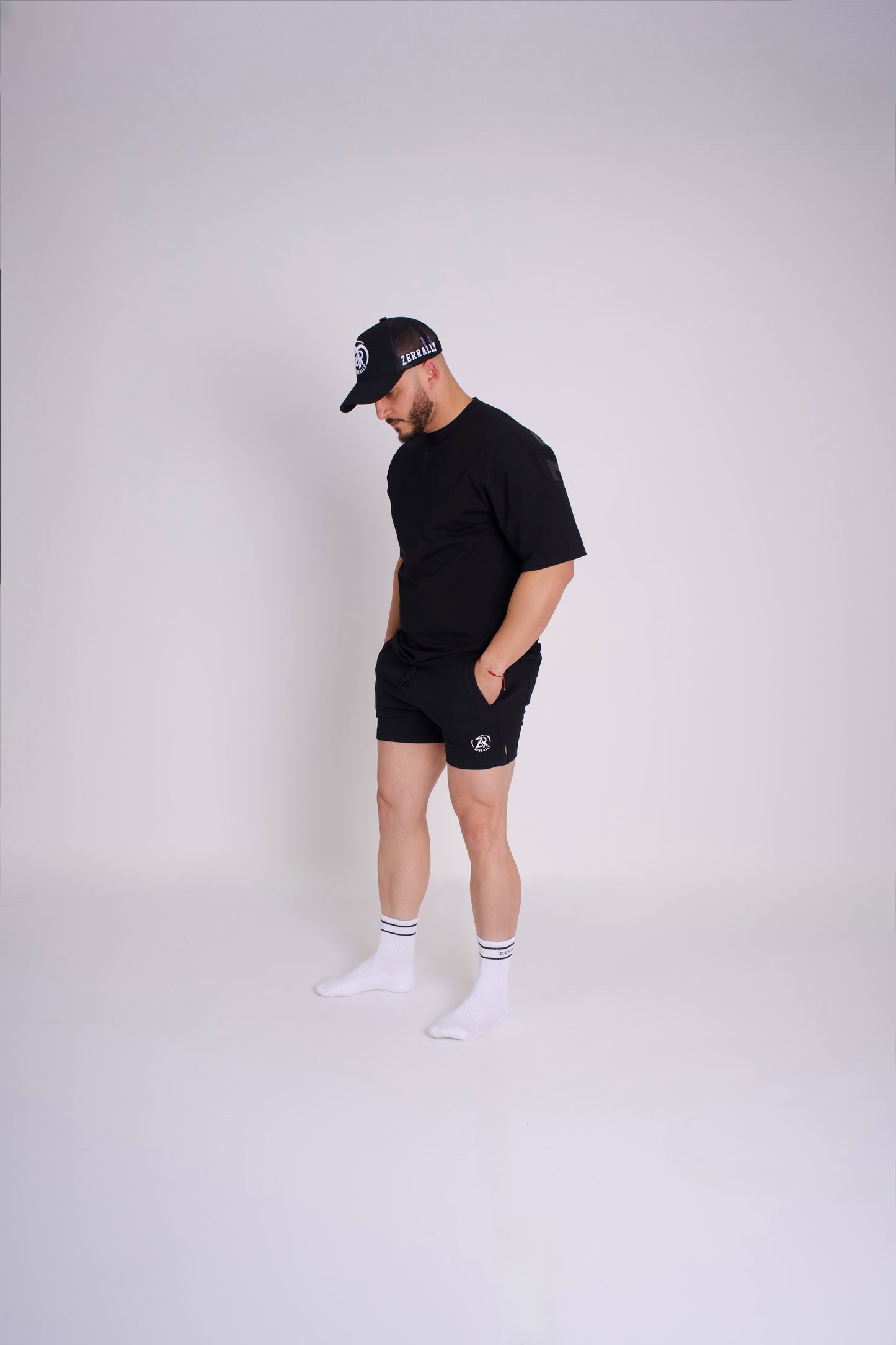 OVERSIZED T-SHIRTS