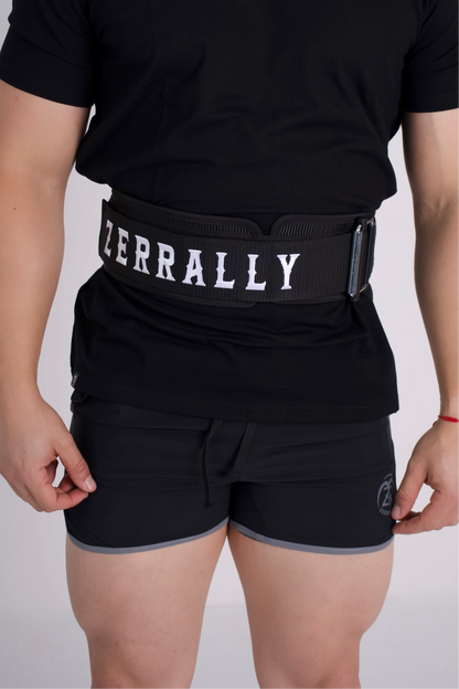 PERFORMANCE SHORTS
