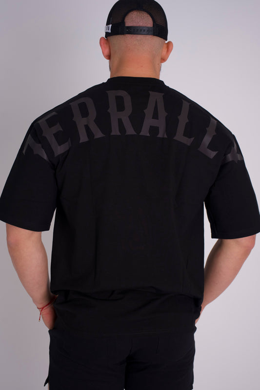 OVERSIZED T-SHIRTS